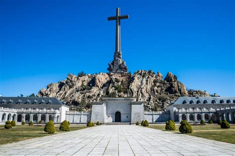 Valley of the fallen - The Valley of the Fallen History. The Valley of the Fallen MADRID is a place of great historical and symbolic importance in Spain. It is located in the Sierra de Guadarrama, about 50 kilometers northwest of Madrid and 14 kilometers from El Escorial. 